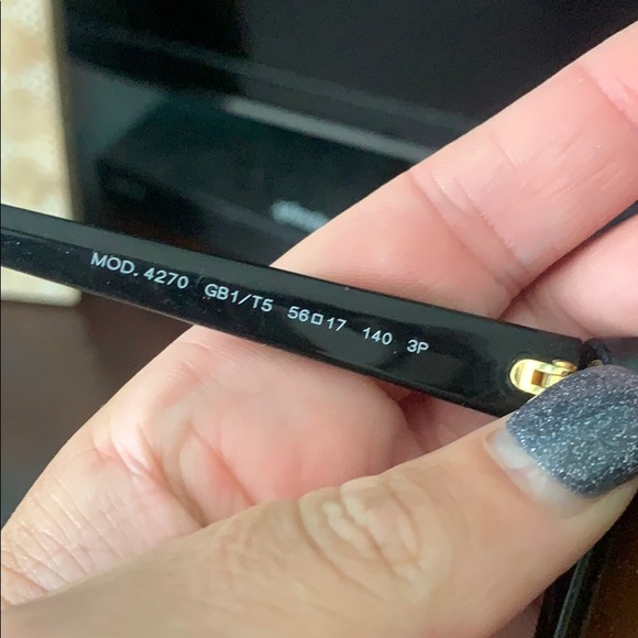 Versace sunglasses - Picture 3 of 4